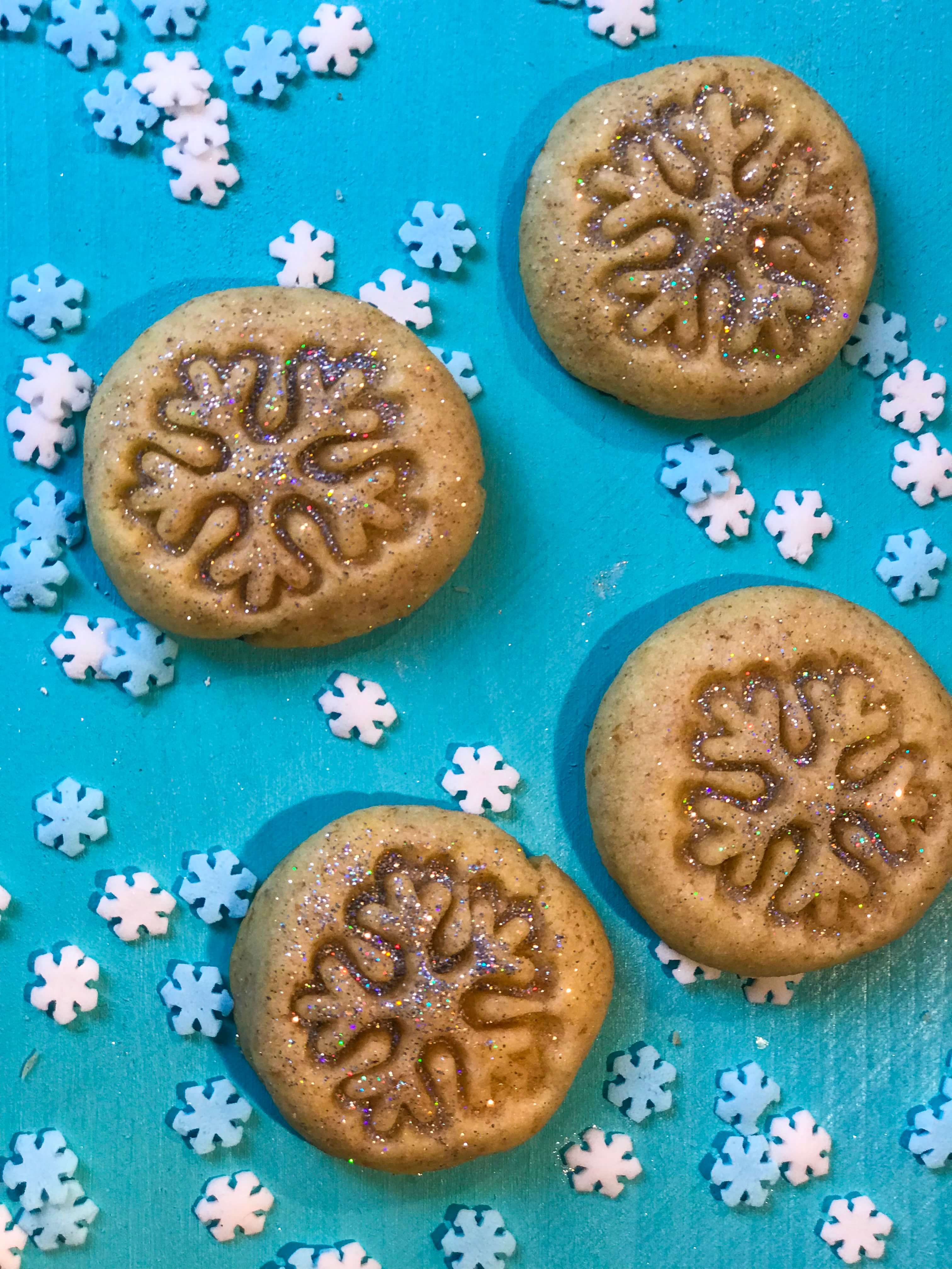 Schneeflocken Plätzchen - Evelyn im Tortenland